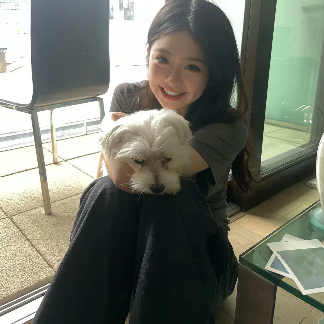 那女孩是谁